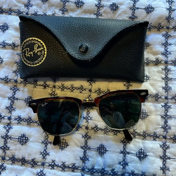 Ray-Ban | Accessories | Rayban Womens Sunglasses With Case  display picture 3